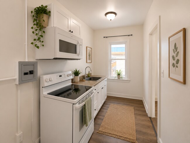 Interior Photo - Flint 301 S Kenmore LLC