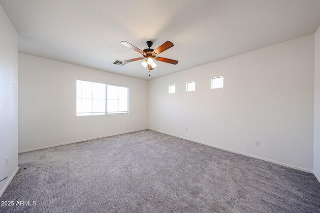 Building Photo - 2428 S 84th Gln