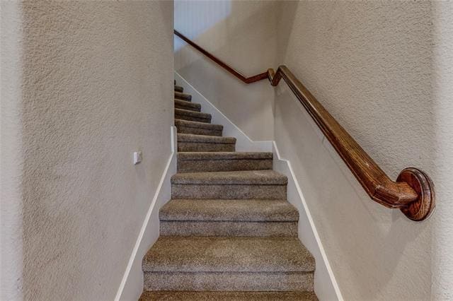 Building Photo - 10512 Wagon Wheel Way