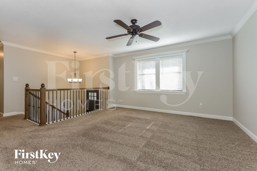 Building Photo - 1018 NE Trailwood Dr