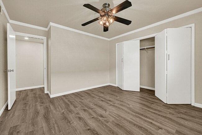 Building Photo - 1817 Commonwealth St