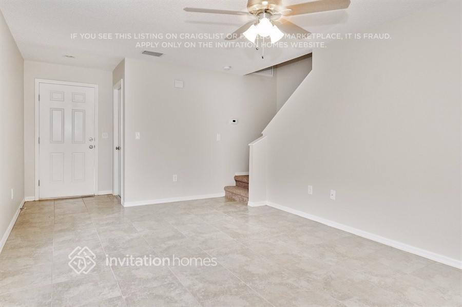 Building Photo - 28548 Seashell Ct