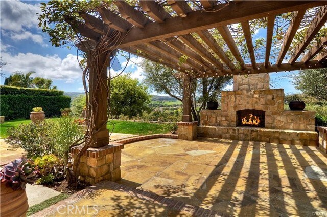 Building Photo - 23 Praire Grass