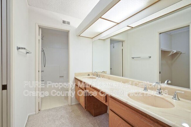 Building Photo - 8933 Amador Cir