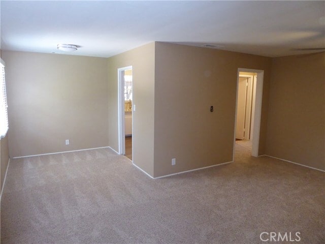 Building Photo - 6735 Yellowstone Dr