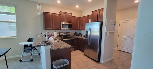 Building Photo - 15510 Florence Hollow Pl