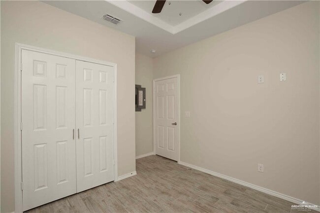 Building Photo - 22 Hiawatha Dr