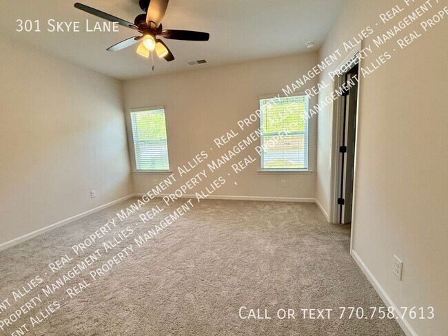 Building Photo - 301 Skye Ln