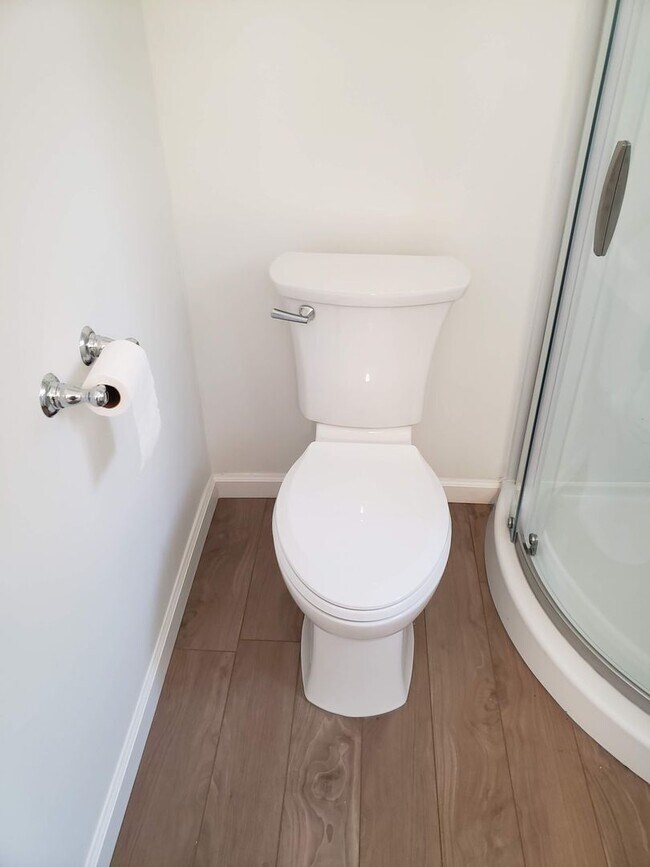 Building Photo - Remodeled Studio in Walkable Kings Beach!