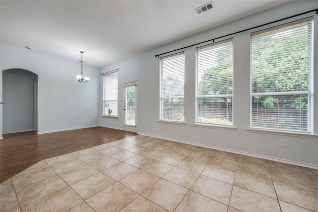 Building Photo - 1617 Redwood Dr