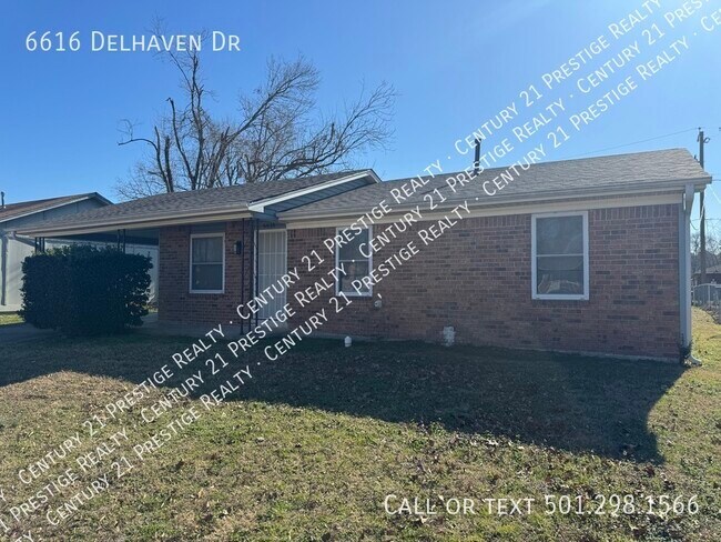 Building Photo - 6616 Delhaven Dr