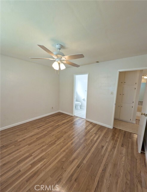 Building Photo - 877 Pearl Dr