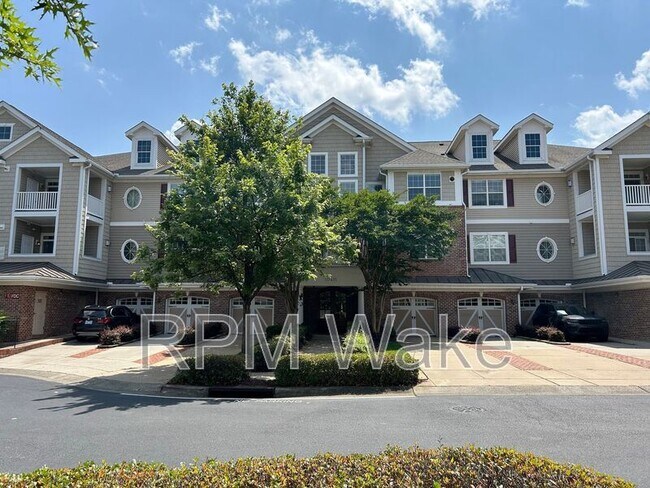 Building Photo - 10411 Rosegate Ct