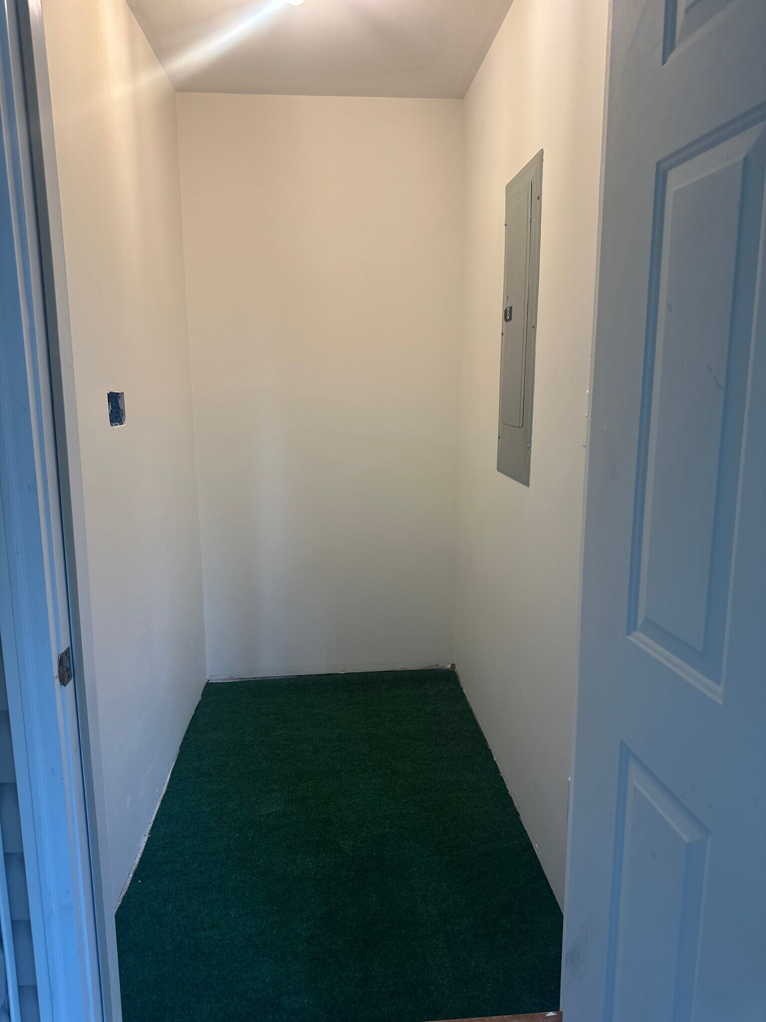 Building Photo - 623 Wyndhurst Dr