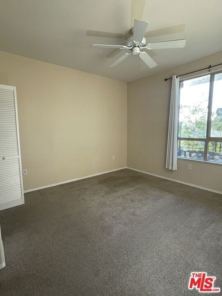 Building Photo - 100 S Alameda St