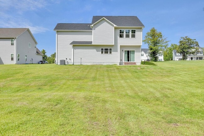 Building Photo - 3 Bedroom with BONUS in Swansboro HS Distr...