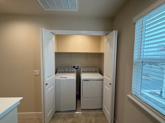 Building Photo - Brand new two story in Turlock!