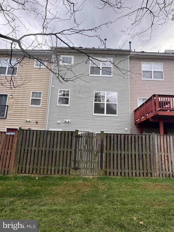 Building Photo - 108 Moore Dr