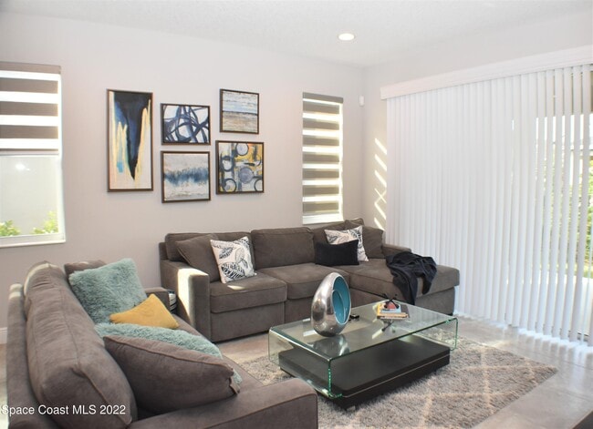 Building Photo - 2981 Casterton Dr