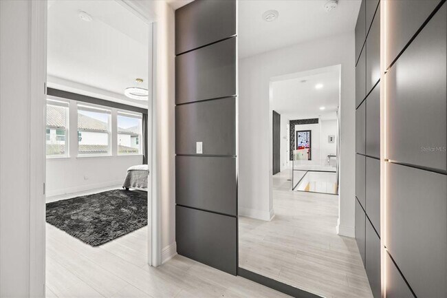 Building Photo - 8109 Ludington Cir