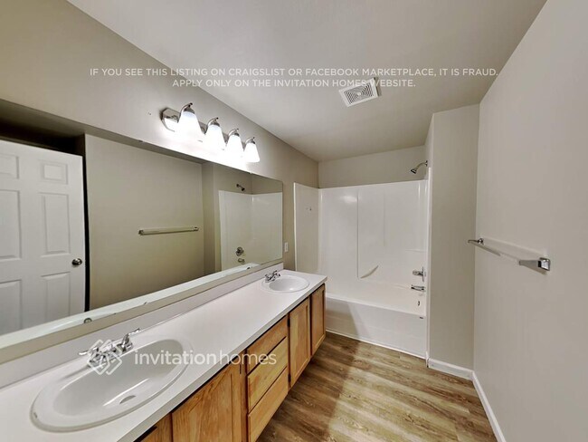 Building Photo - 14101 80th Ave Ct E