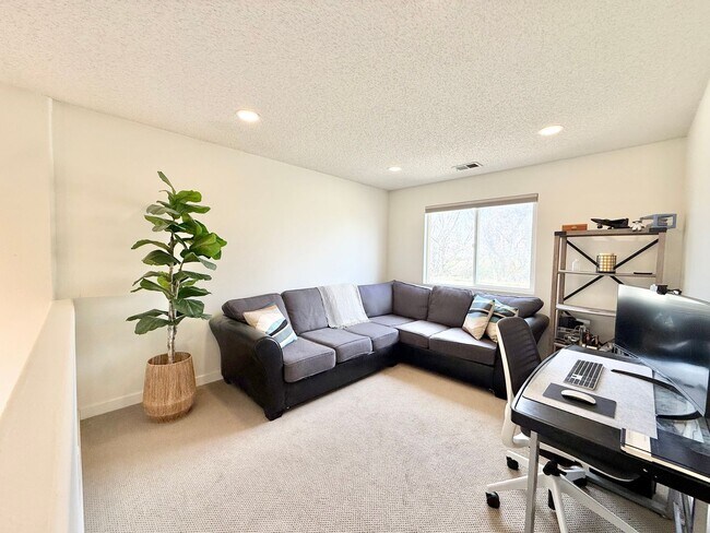 Building Photo - Beautifully Remodeled Home Backing to Open Space & High Line Canal Trail!