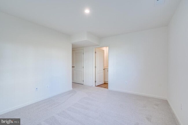 Building Photo - 115 Tuxford Rd