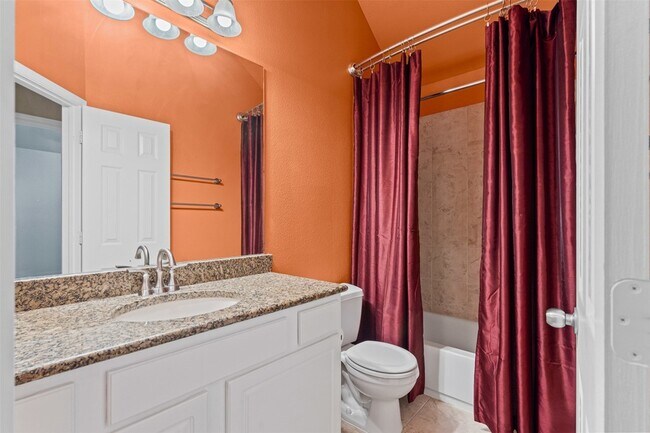 Building Photo - 1209 N Bishop Ave