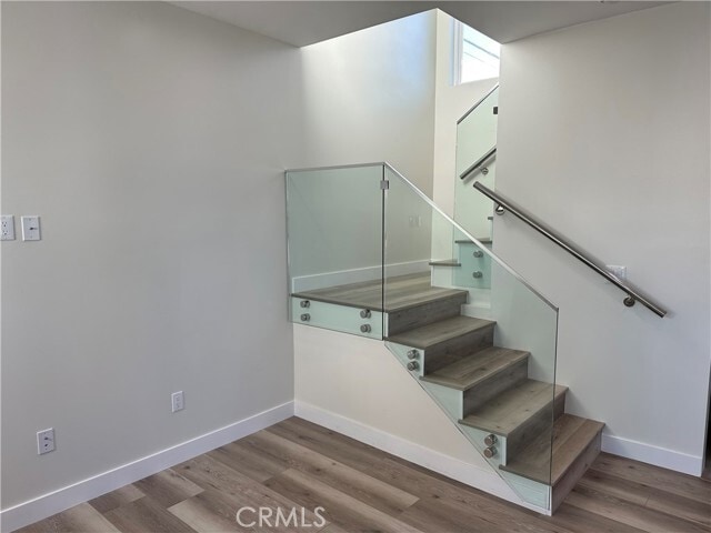 Building Photo - 9585 Woodale Ave