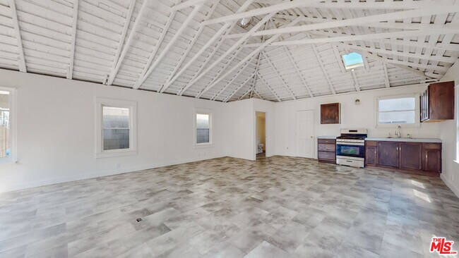 Building Photo - 2221 Neilson Way