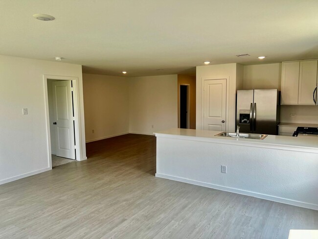 Building Photo - 29018 Great Flatland Trl