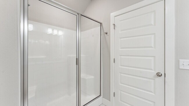 Building Photo - Comfortable Siloam Springs Home