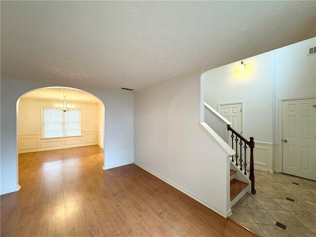 Building Photo - 5212 Pine Branch Cir