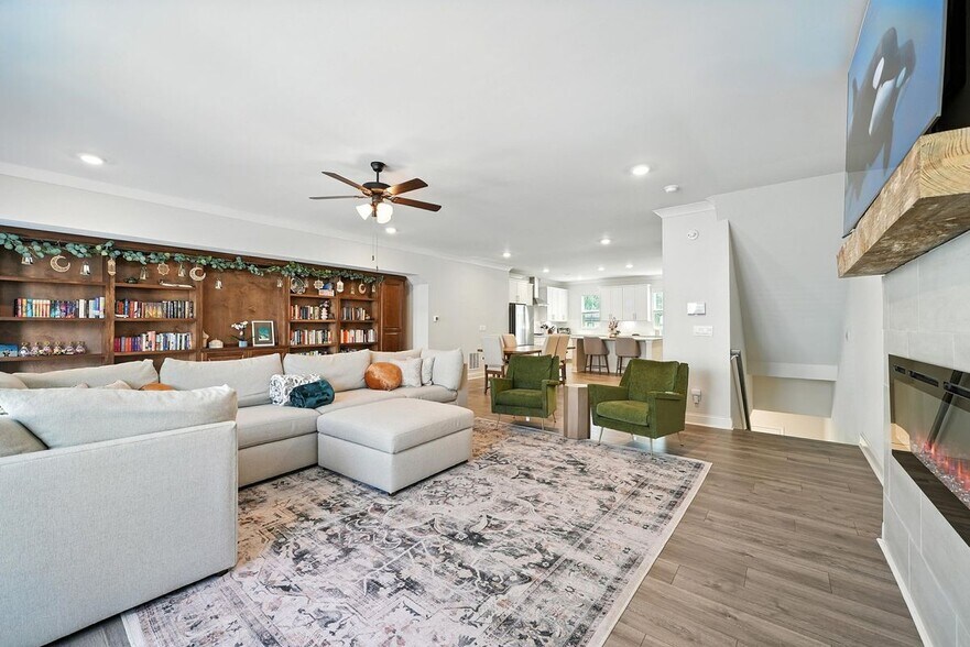 Building Photo - 3411 Swallowtail Ter