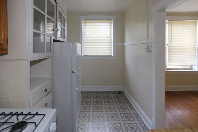 Building Photo - 514 W Aldine Ave