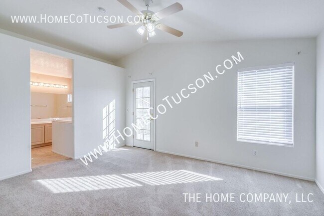 Building Photo - 7811 E Starbright Ct