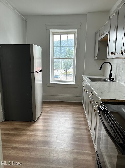 Building Photo - 315 Main St