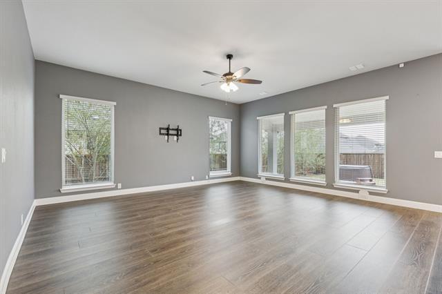 Building Photo - 300 Navo Rd