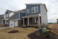 Building Photo - 126 Cardow Dr
