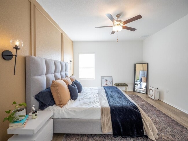 Building Photo - 15601 Poppy Petal Dr