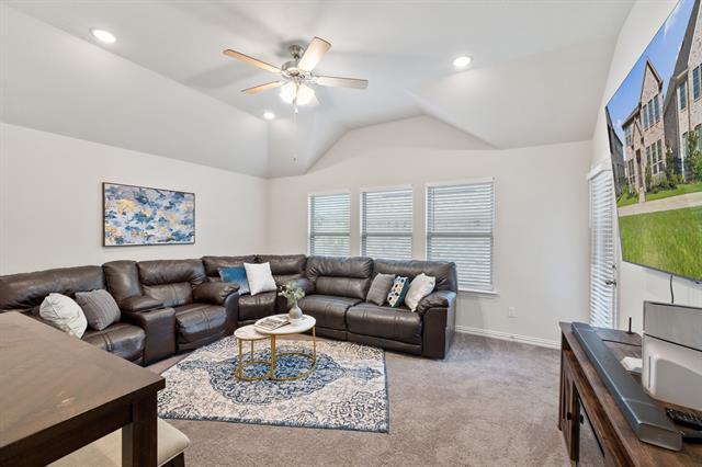 Building Photo - 744 Patriot Ln