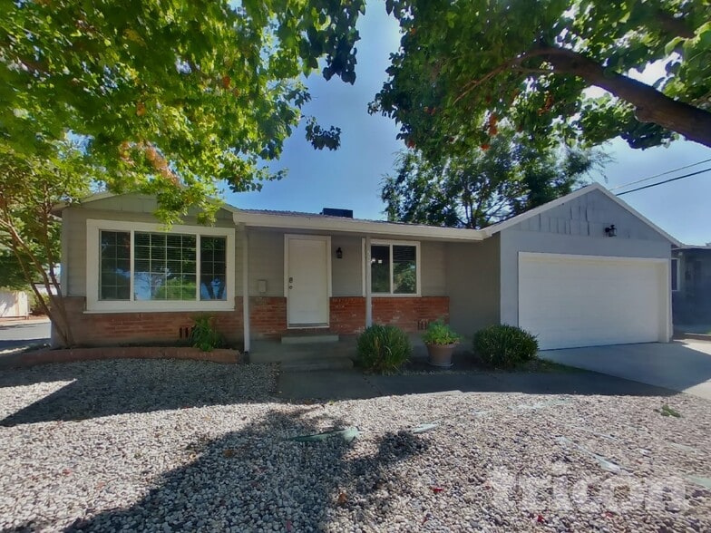 Building Photo - 5041 Whittier Dr