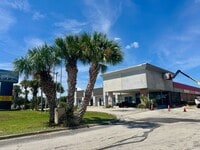 Building Photo - Newly renovated Studio apartment - Water, Electric, Cable TV Included!