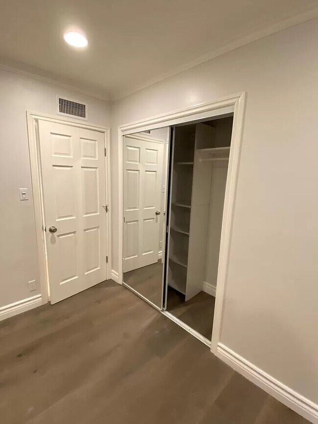 Building Photo - 4 Rent now at Calvena Drive