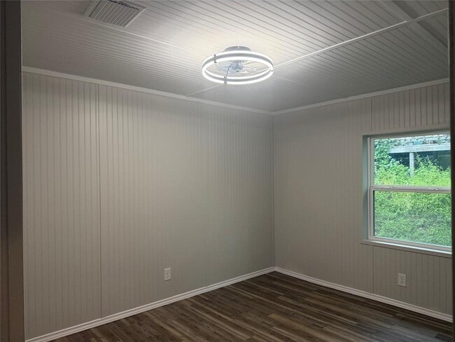 Building Photo - 21475 Coyote Trail