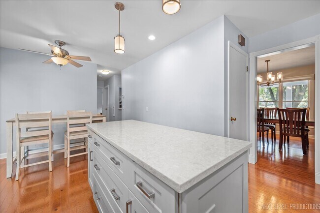 Building Photo - 747 Cheever Ave