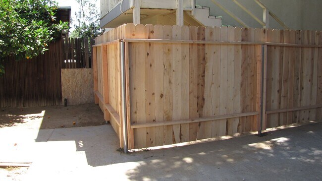Building Photo - 105 Brighton Way