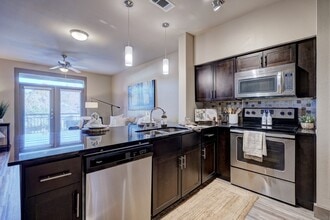 Interior Photo - The Edge at Midtown