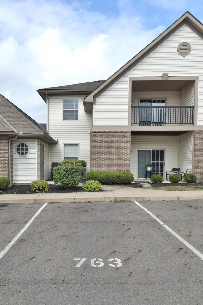 Building Photo - 763 Hidden Springs Dr