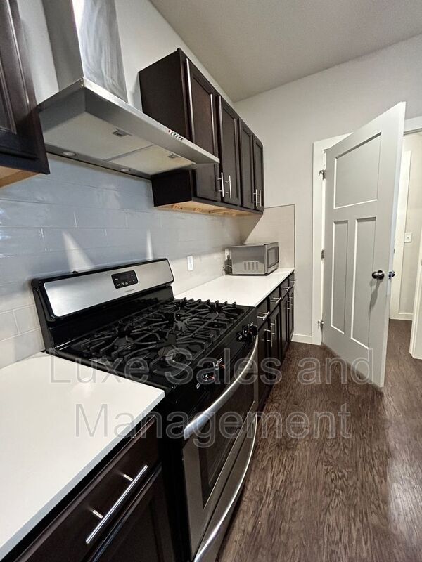 Building Photo - 2180 Buena Vida Ln